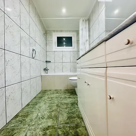 Apartamento Espectaculares Vistas Al Mar En Primera Linea, Terraza, Aire Acondicionado, Y Wifi En - Es-258-68 *